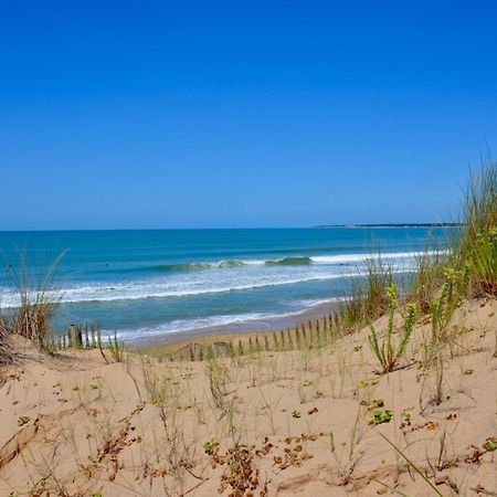 Camping Le Clos Des Pins Лонгвил-сюр-Мер Екстериор снимка